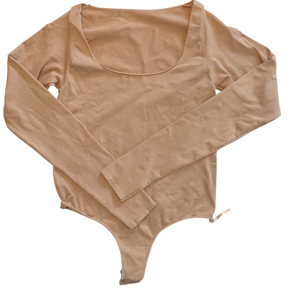 SKIMS Essential Long Sleeve Scoop Neck‎ Bodysuit Sand Nude L/XL RN158973